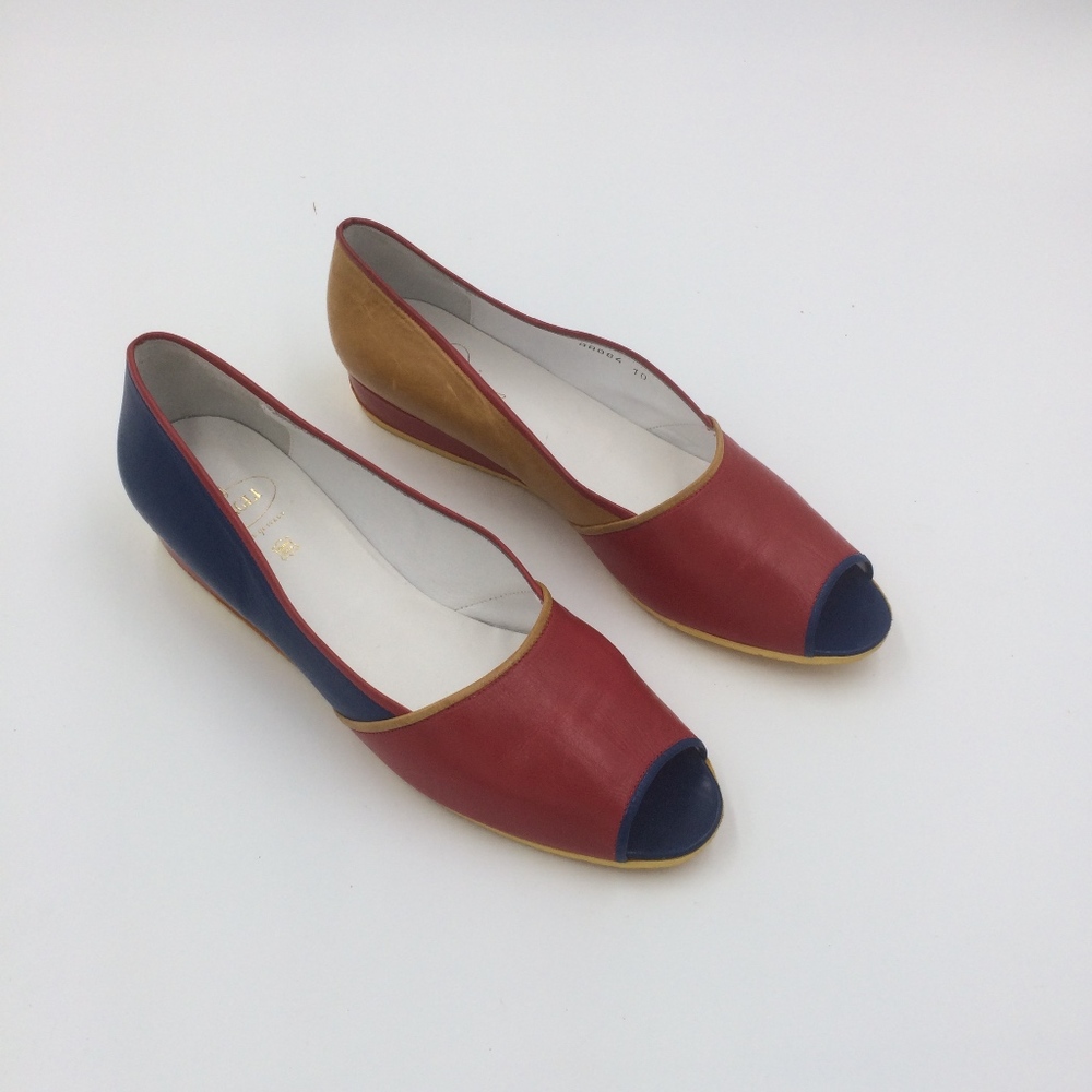 NEW Leather Bruno Magli Colorblock flats Size 10